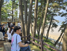 “숲 속 산책과 명상으로 마음의 상처 딛고 새 힘” [충남에듀있슈]