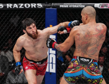 UFC 옥타곤이 더블 챔피언전으로…라스베이거스 대혈전 예고
