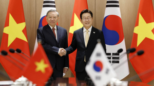 한-베트남 정상회담…“2030년까지 교역 1500억 달러 확대”