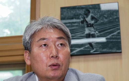 “손기정 금메달 90주년, IOC에 이름·국적 정정 서한 보낸다”