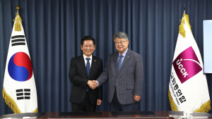 정청래, 한교총 예방해 협력 의지 드러내…“하나님의 말씀 따르겠다”