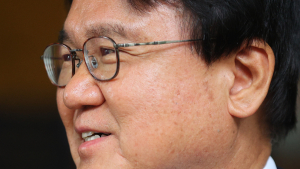 황운하 “민주당과 합당 없다…내년 지선서 민주당과 연대할 것”