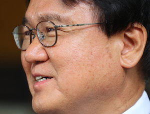 황운하 “민주당과 합당 없다…내년 지선서 민주당과 연대할 것”