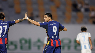 ‘2골 1도움’ 수원FC 싸박, K리그1 26라운드 MVP