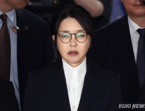 김건희, 21일 오후 2시 구속 후 세 번째 소환조사…“건진법사‧통일교 청탁의혹”