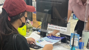 외국인 쓰레기 무단투기 막는다…경산시, 다국어 홍보전 돌입