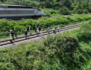 ‘7명 사상’ 청도 열차 사고, 전방위 조사…규정 위반 등 정황