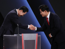 전한길, 장동혁 지지 선언…하루 남은 野 전대 변수 될까