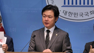 與 김현정 “‘김건희 특검법’ 개정 필요…수사 여건 마련해야”